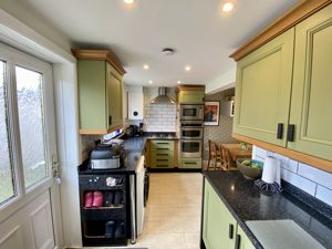 Dining Kitchen- click for photo gallery